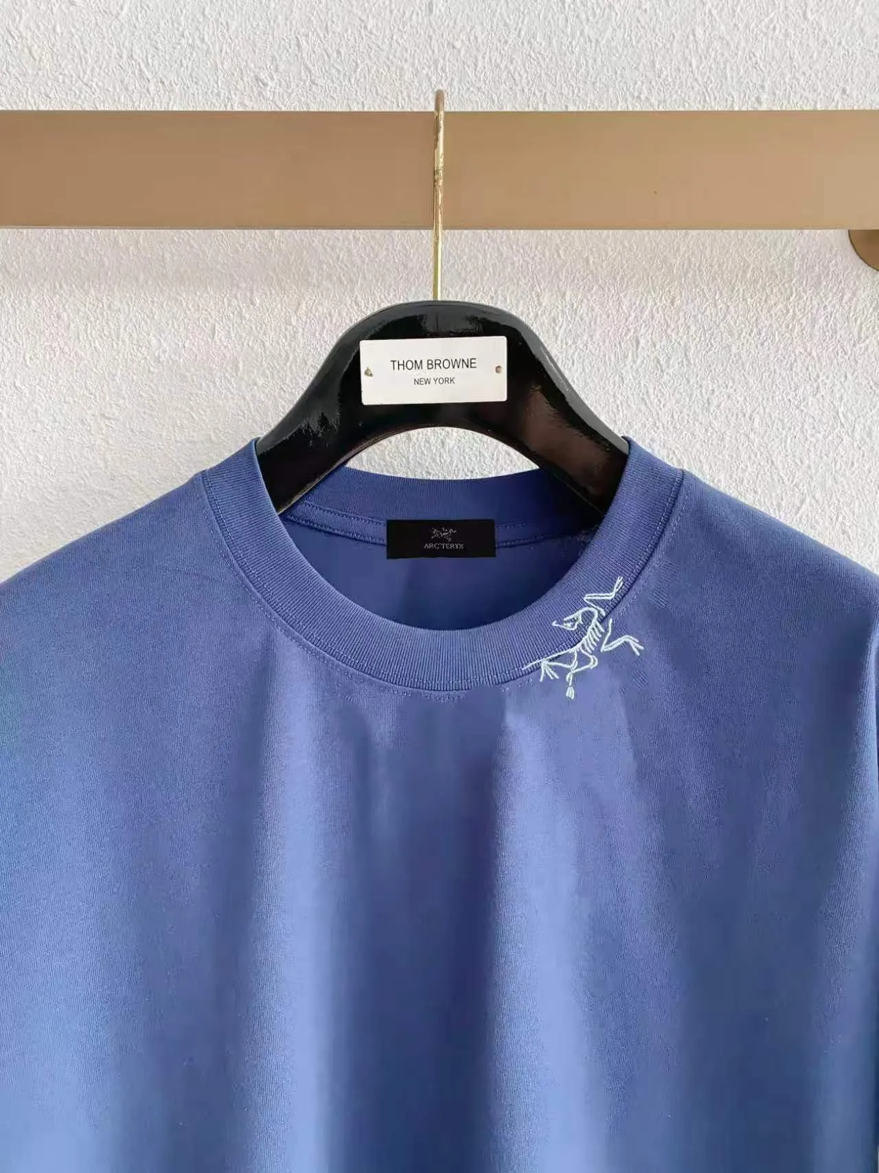 Arc’ter/ logo + New Arrival ， ， ， ， T Same Style。 :Black White Blue Gray Size:S（90-130 ） M（125-140 ） L（135-160 ） XL（160-180 ） XXL（180 ）
